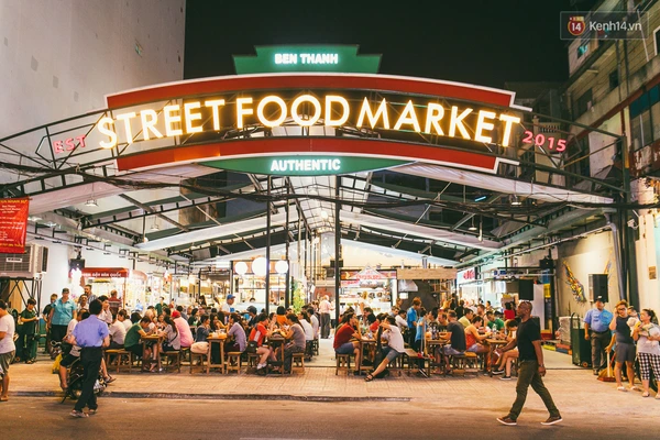 Street food market